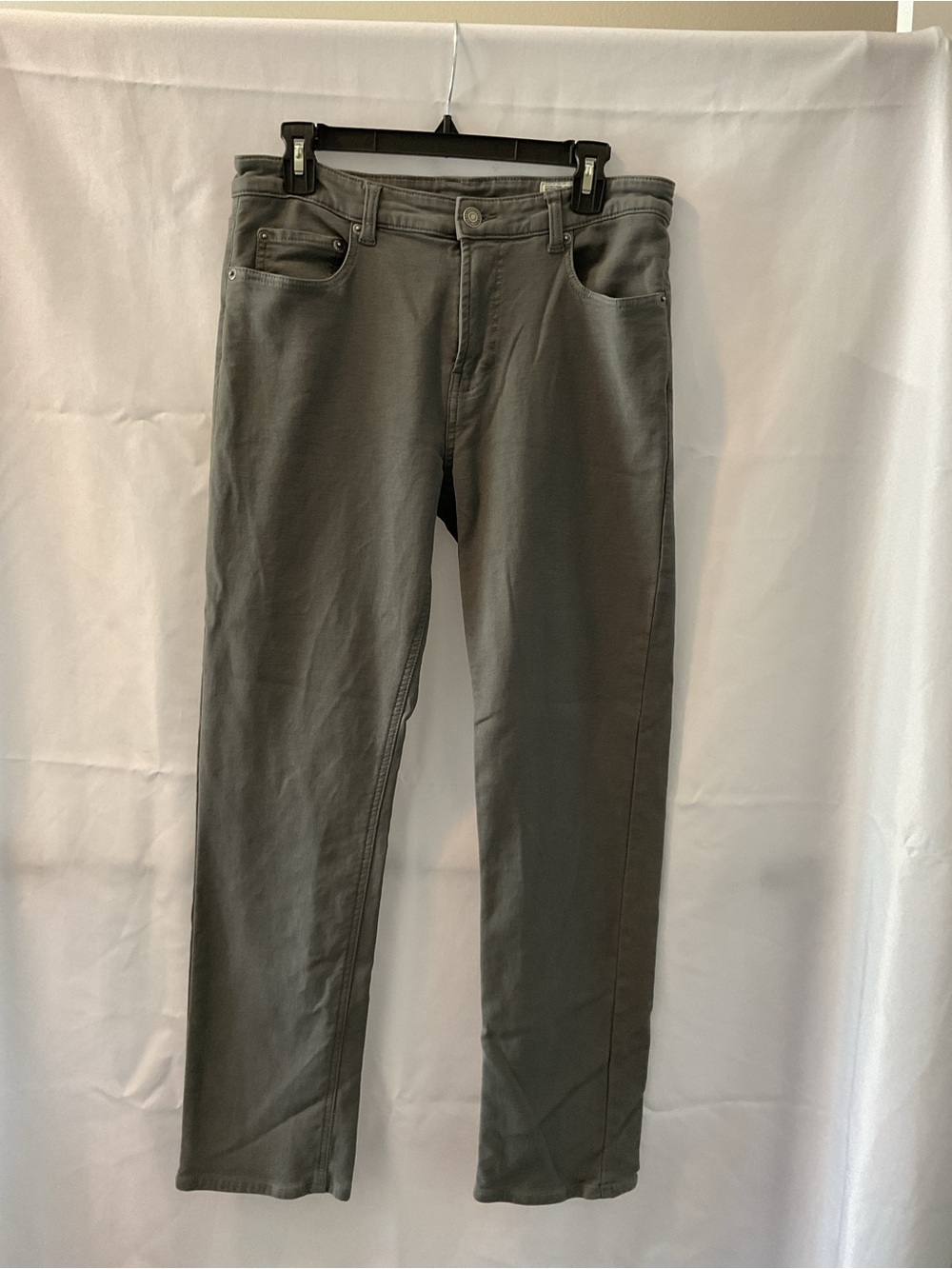32 Degrees Men's Grey Sweatpant Jean